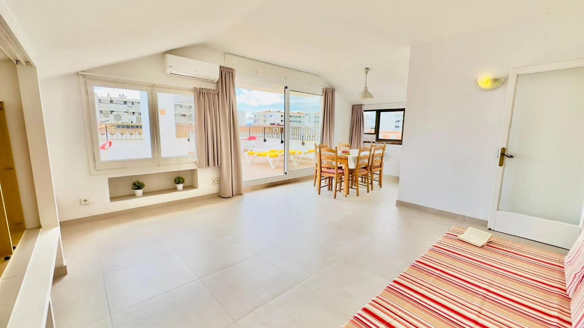 Trill Eolo Atico Estartit Apartment L'Estartit Spain